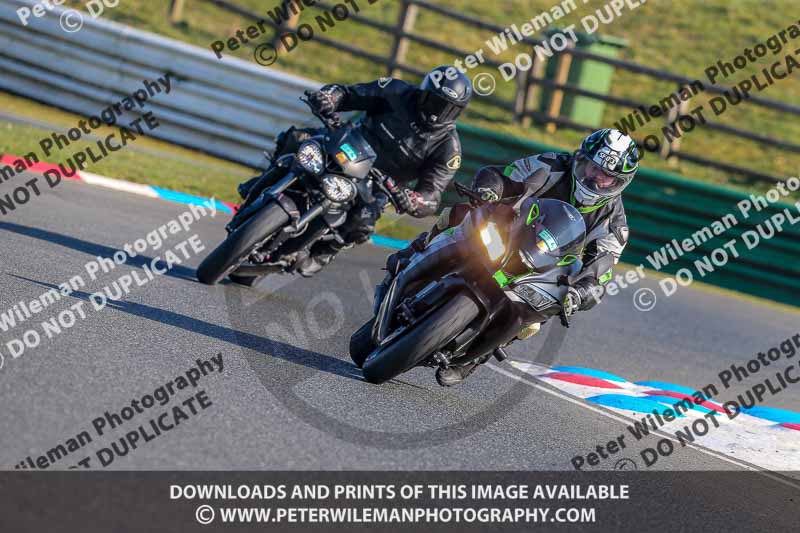PJM Wedding Photography;enduro digital images;event digital images;eventdigitalimages;mallory park;mallory park photographs;mallory park trackday;mallory park trackday photographs;no limits trackdays;peter wileman photography;racing digital images;trackday digital images;trackday photos